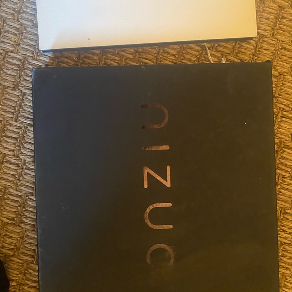 Decor- black n white art book for coffee table - Picture 6 of 6